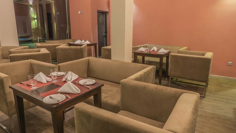 Imagen general del Hotel Amora Lagoon. Foto 5