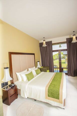 Imagen de la habitación del Hotel Amora Lagoon. Foto 20