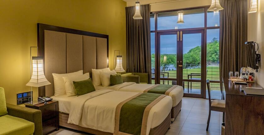 Imagen general del Hotel Amora Lagoon. Foto 7