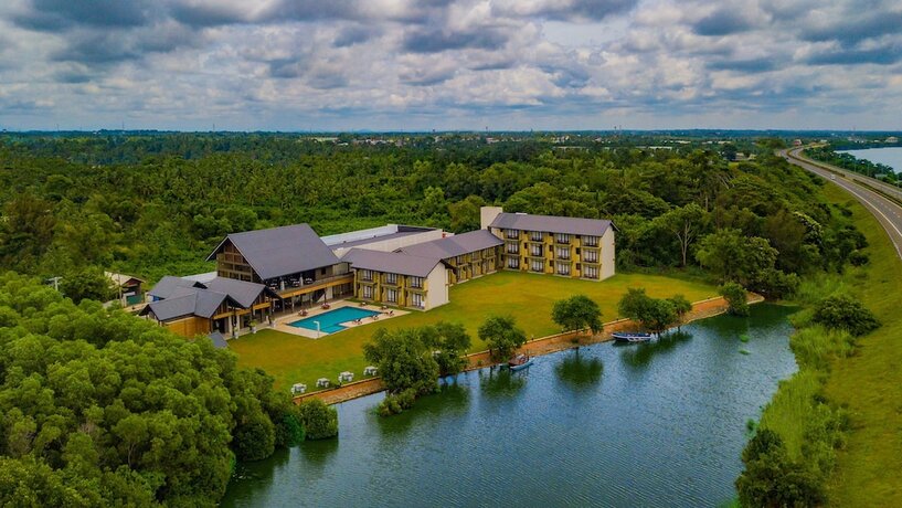 Imagen general del Hotel Amora Lagoon. Foto 14