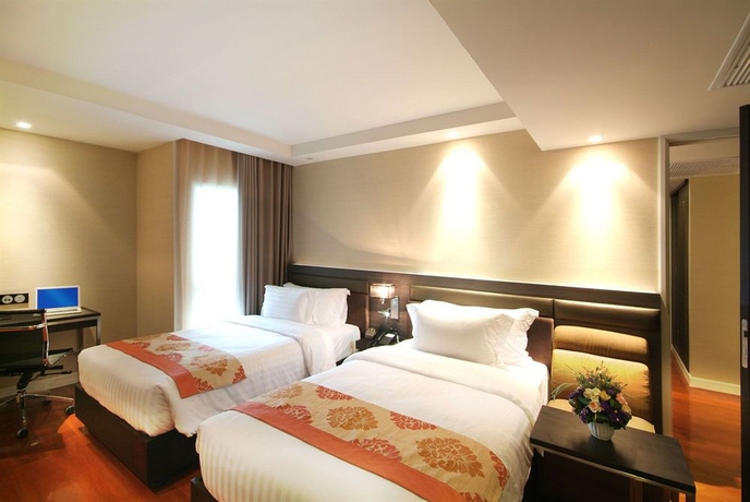 Imagen de la habitación del Hotel Amora Neoluxe. Foto 10