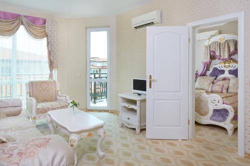 Imagen de la habitación del Hotel Amore Beach - All Inclusive Light. Foto 12
