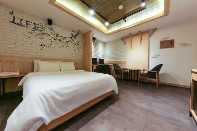 Imagen de la habitación del Hotel Amore Motel. Foto 5