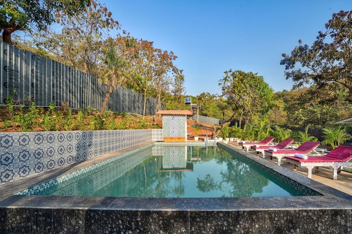 Imagen de la piscina del Hotel Amore Serenity Resort. Foto 17