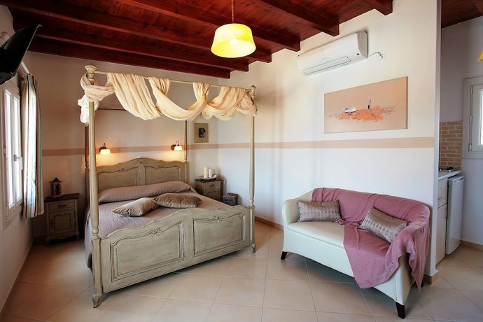 Imagen de la habitación del Hotel Amorgion Hotel. Foto 18