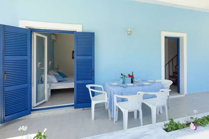 Imagen de la habitación del Hotel Amorossa Beachfront Village by Konnect. Foto 15