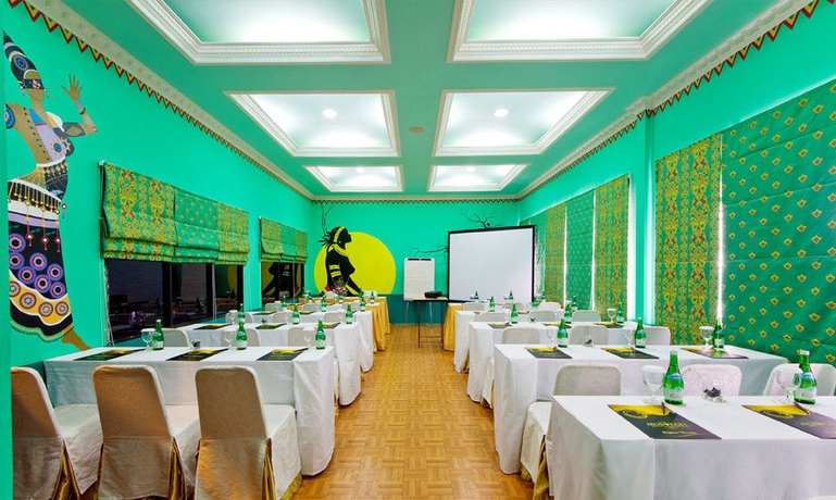Imagen de los interiores del Hotel Amos Cozy and Convention Hall. Foto 12