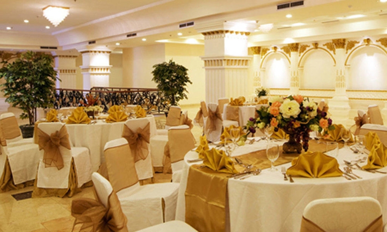 Imagen de los interiores del Hotel Amos Cozy and Convention Hall. Foto 13
