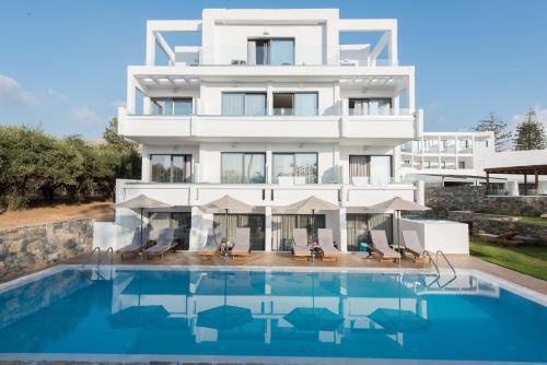 Imagen de la habitación del Hotel Amounda Bay. Foto 10