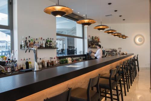 Imagen general del Hotel Amounda Bay. Foto 7