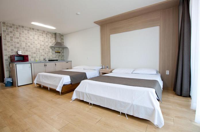 Imagen de la habitación del Hotel Amoureux. Foto 3