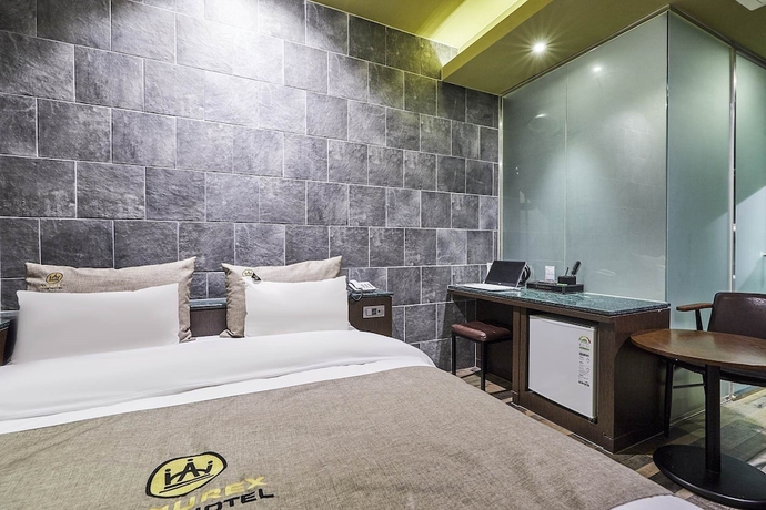 Imagen de la habitación del Hotel Amourex. Foto 13