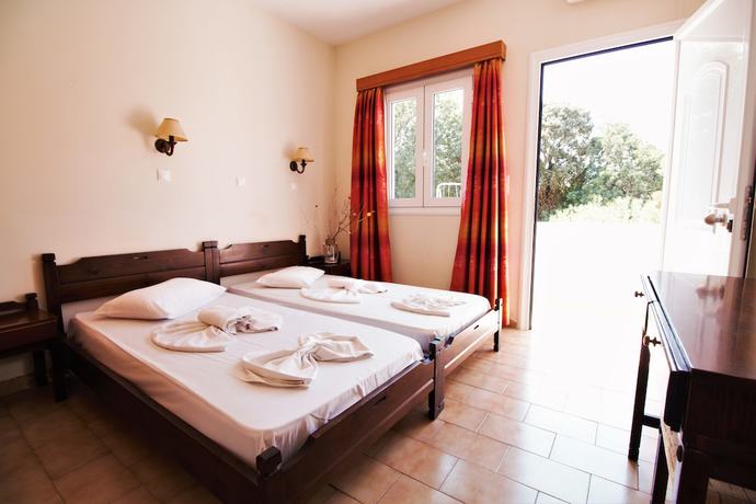 Imagen general del Hotel Ampavris Family Apartments. Foto 1