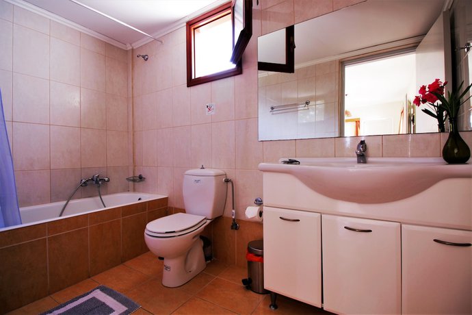 Imagen de la habitación del Hotel Ampavris Family Apartments. Foto 10