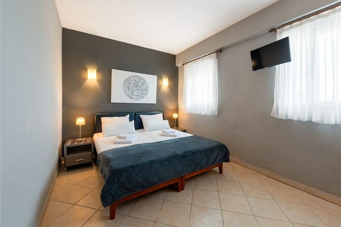 Imagen de la habitación del Hotel Ampelia Kassandra. Foto 15