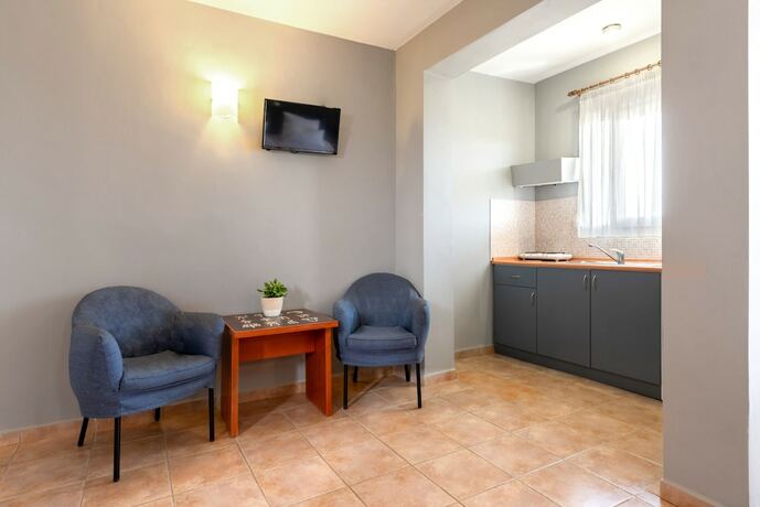 Imagen de la habitación del Hotel Ampelia Kassandra. Foto 16