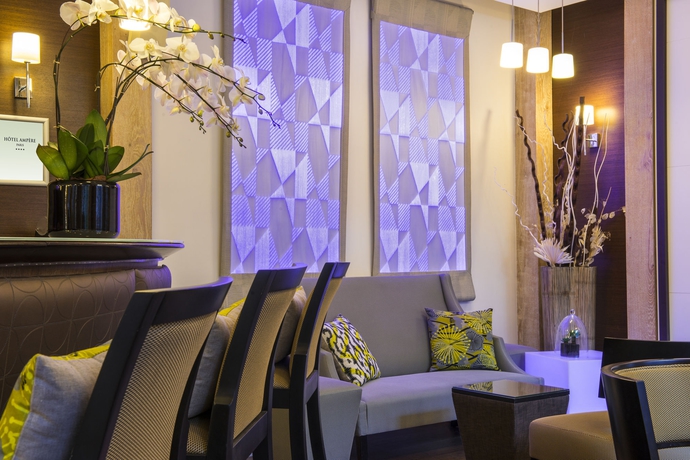 Imagen del bar/restaurante del Hotel Ampere. Foto 3