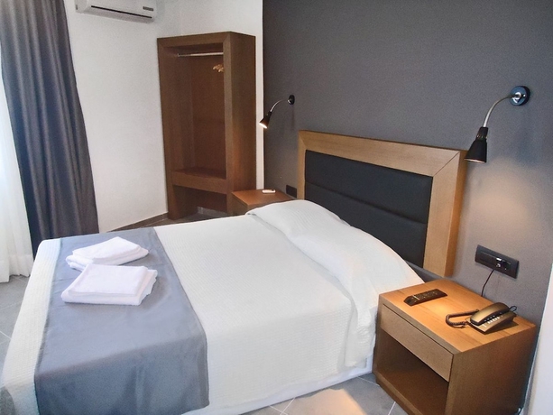 Imagen de la habitación del Hotel Amphitryon City. Foto 3