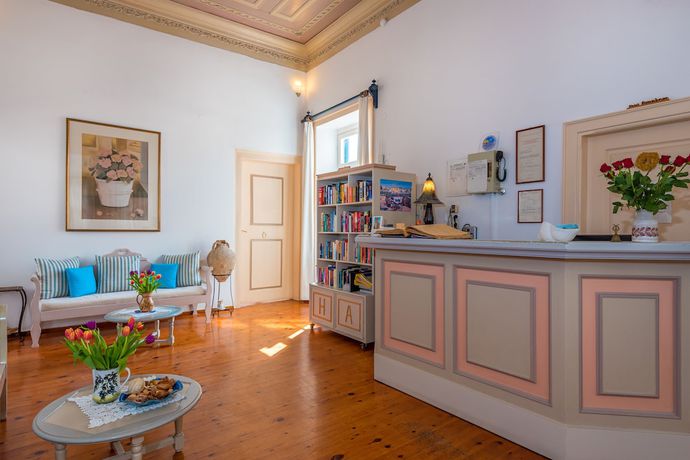 Imagen de los interiores del Hotel Amphora, Chania. Foto 20