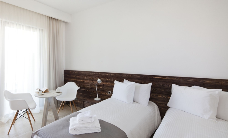 Imagen de la habitación del Hotel Amphora and Suites. Foto 3