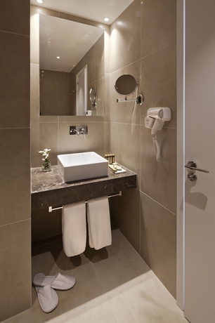 Imagen de la habitación del Hotel Amphora and Suites. Foto 9