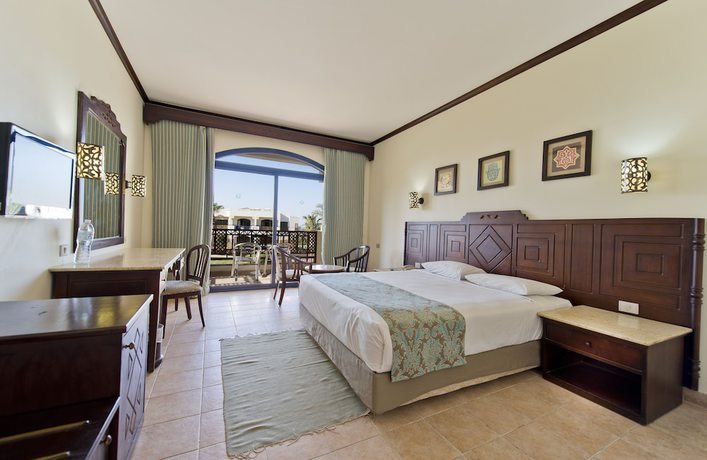 Imagen de la habitación del Hotel Amphoras Beach. Foto 3