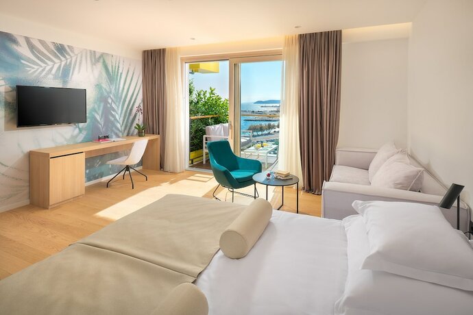 Imagen de la habitación del Hotel Amphora\'s Garden. Foto 12