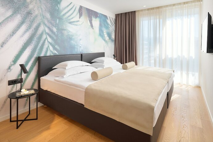 Imagen de la habitación del Hotel Amphora\'s Garden. Foto 13