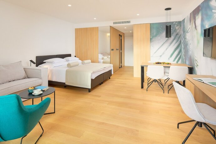 Imagen de la habitación del Hotel Amphora\'s Garden. Foto 15