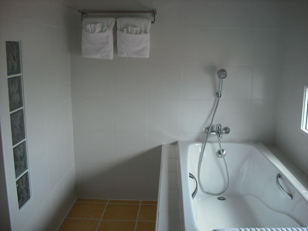 Imagen de la habitación del Hotel Ampo Residence. Foto 2