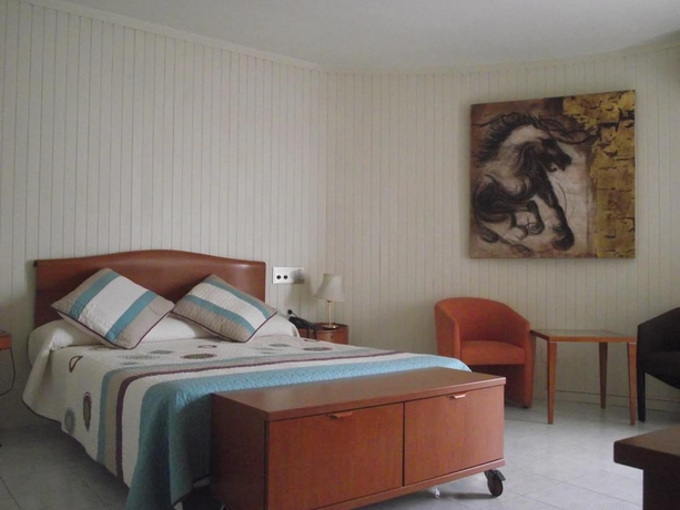 Imagen de la habitación del Hotel Ampuria Inn. Foto 3