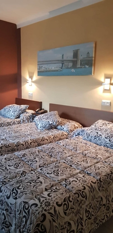 Imagen de la habitación del Hotel Ampuria Inn. Foto 5