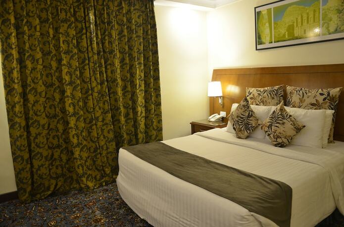 Imagen de la habitación del Hotel Amra Palace International. Foto 19