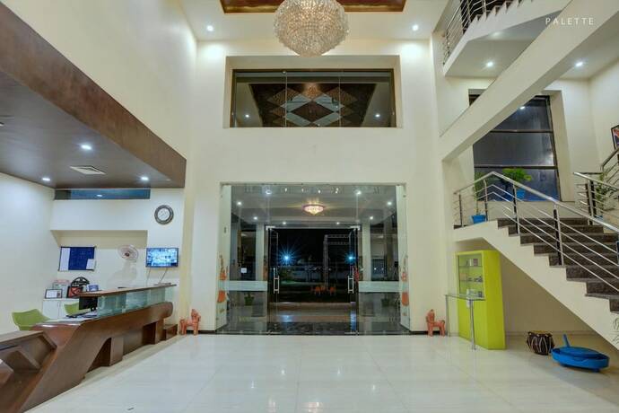 Imagen general del Hotel Amrit Manthan. Foto 7