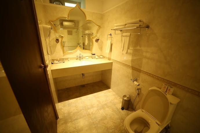 Imagen de la habitación del Hotel Amritara Suryauday Haveli. Foto 13
