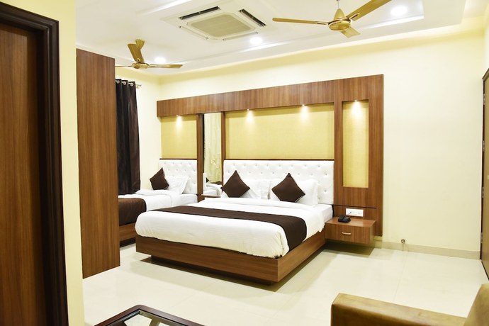 Imagen de la habitación del Hotel Amritsar International. Foto 7