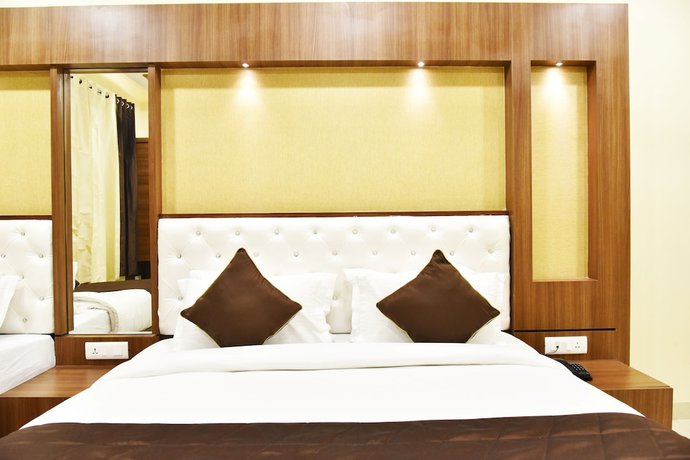 Imagen de la habitación del Hotel Amritsar International. Foto 11