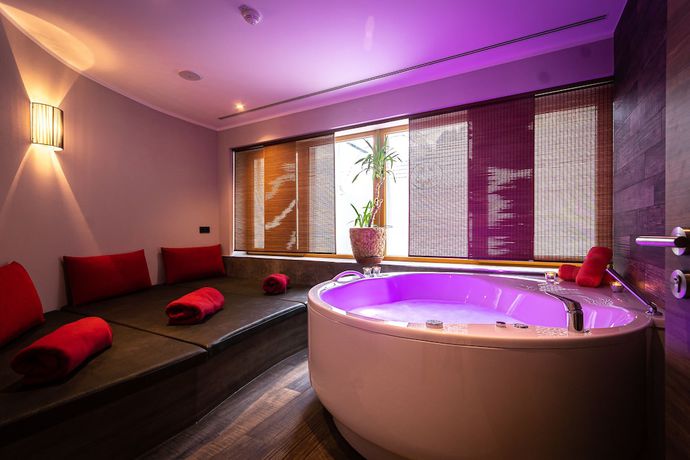 Imagen de la piscina del Hotel Amselgrundschl&ouml;&szlig;chen. Foto 16