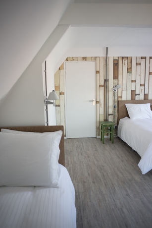 Imagen de la habitación del Hotel Amsterdam Beach Hotel. Foto 6