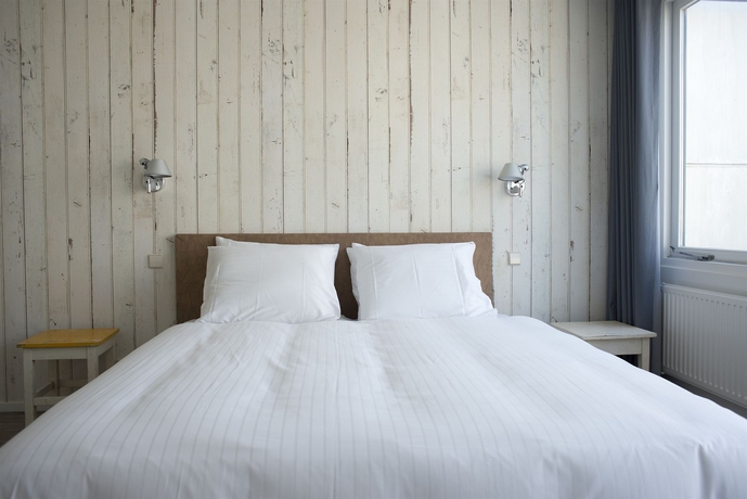 Imagen de la habitación del Hotel Amsterdam Beach Hotel. Foto 8