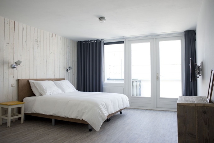 Imagen de la habitación del Hotel Amsterdam Beach Hotel. Foto 10