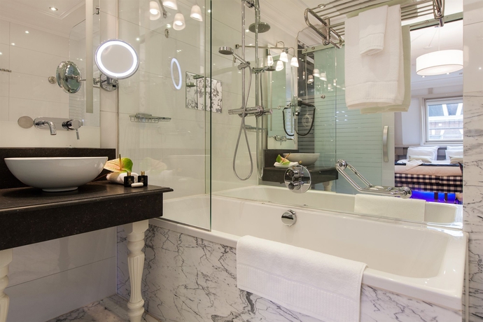 Imagen de la habitación del Hotel Amsterdam Canal Hotel. Foto 10