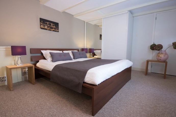 Imagen de la habitación del Hotel Amsterdam Canal Suites. Foto 2
