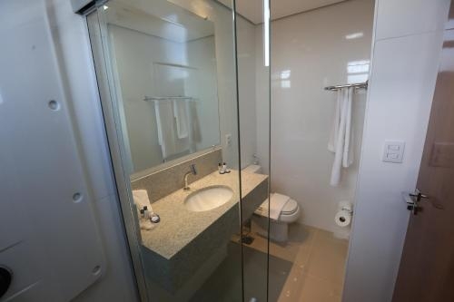 Imagen de la habitación del Hotel Amsterdam Montes Claros. Foto 7