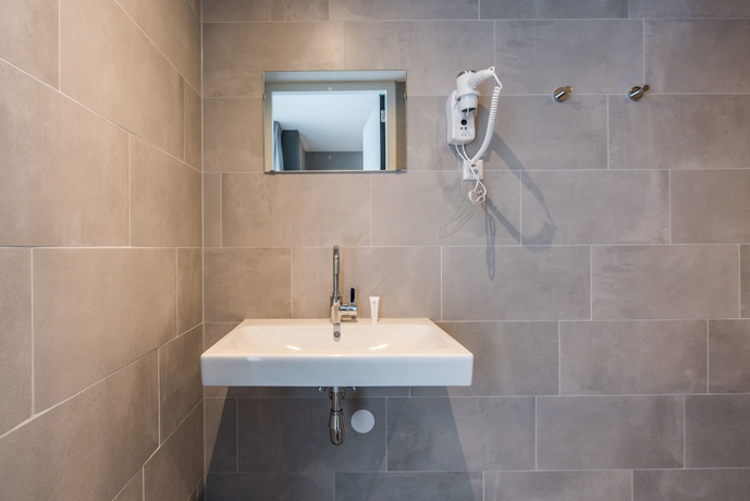 Imagen de la habitación del Hotel Amsterdam North by YAYS. Foto 13