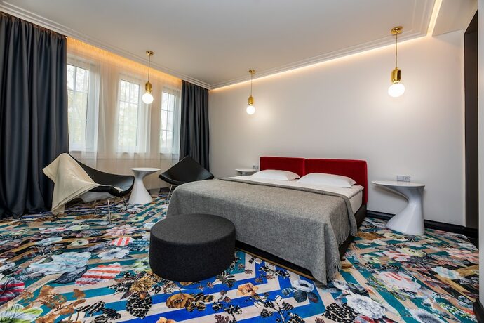 Imagen de la habitación del Hotel Amsterdam Plaza. Foto 20