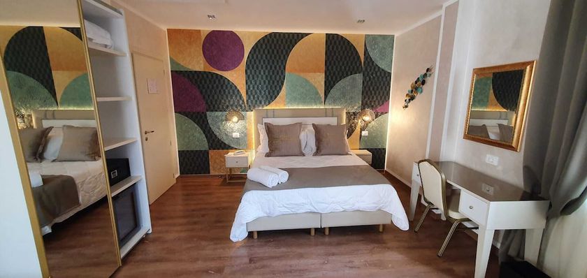 Imagen de la habitación del Hotel Amsterdam Suite and SPA. Foto 9