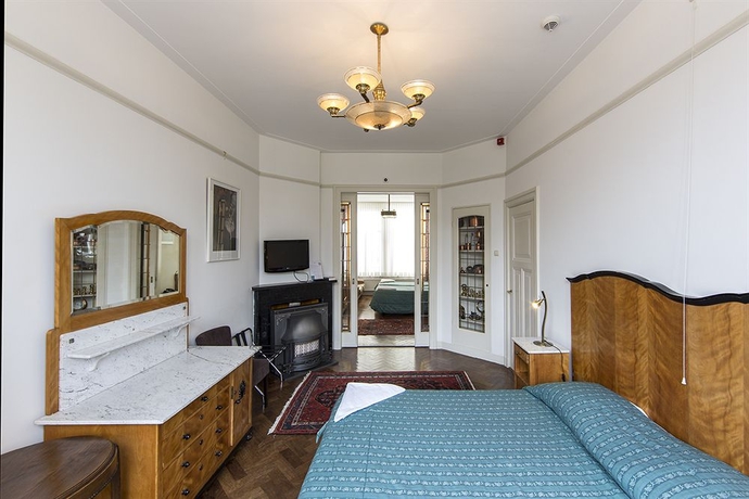 Imagen de la habitación del Hotel Amsterdam Wiechmann. Foto 5
