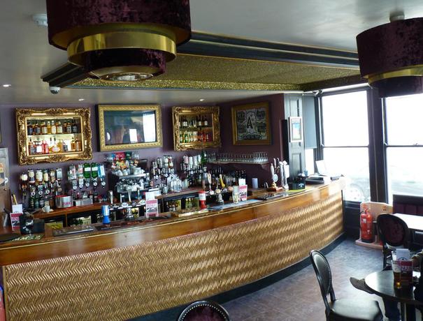 Imagen general del Hotel Amsterdam and A Bar. Foto 4