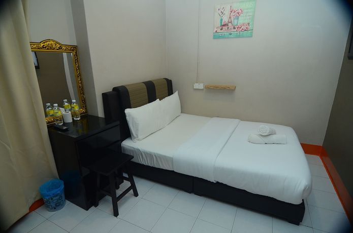 Imagen de la habitación del Hotel Amt Budget. Foto 6